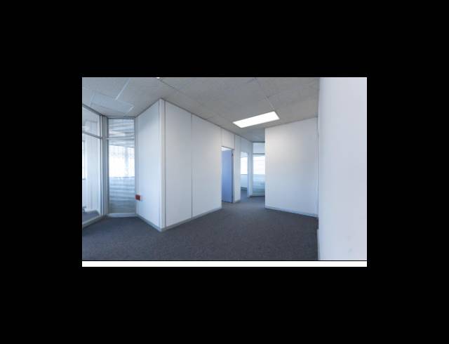 87M² OFFICE TO LET IN WYNBERG